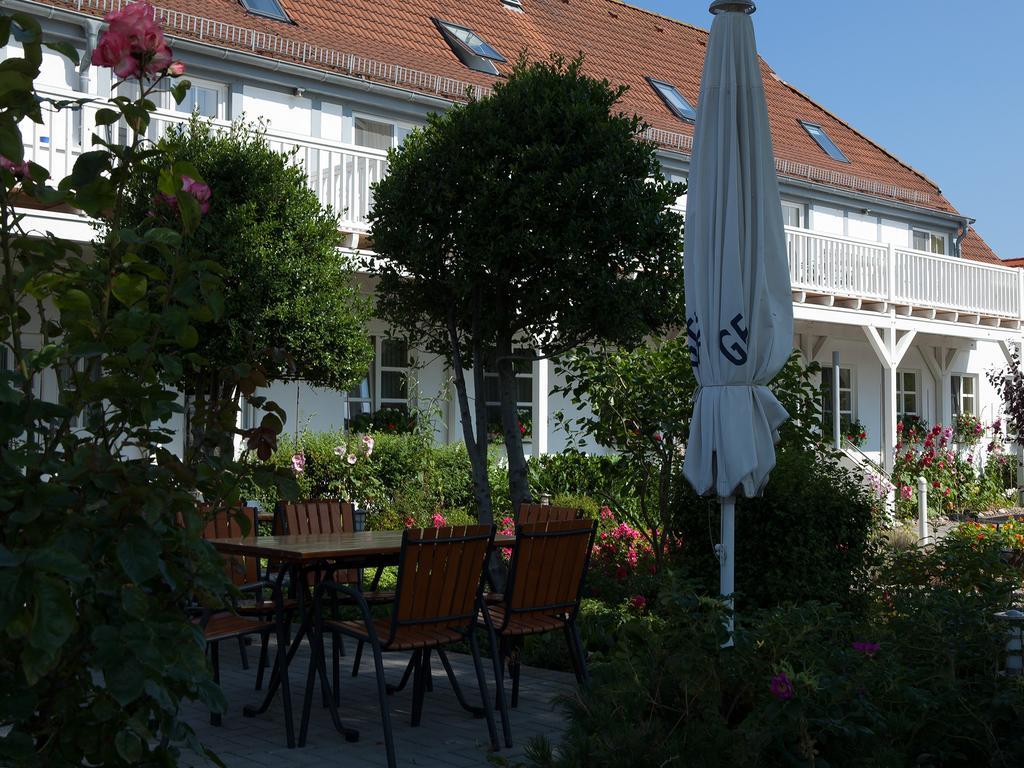Hotel Haus Am Meer Ahrenshoop Zewnętrze zdjęcie