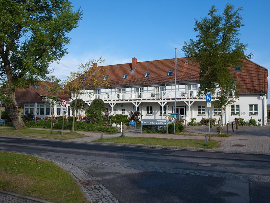 Hotel Haus Am Meer Ahrenshoop Zewnętrze zdjęcie